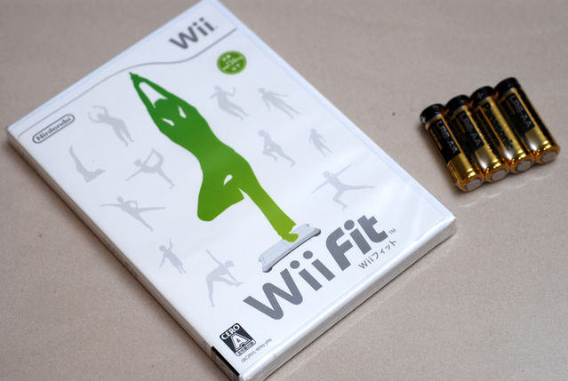 Wii Fit 拆箱－遊戲片與電池